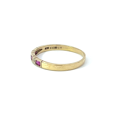 9Ct Yellow Gold Diamond & Pink Gemstone Ring