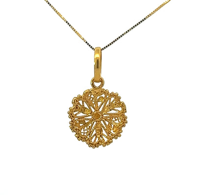 22Ct Yellow Gold Floral Pendant