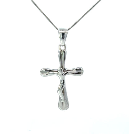 18Ct White Gold Crucifix Pendant