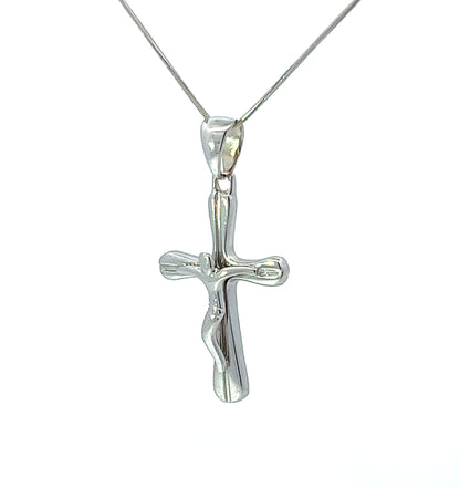 18Ct White Gold Crucifix Pendant