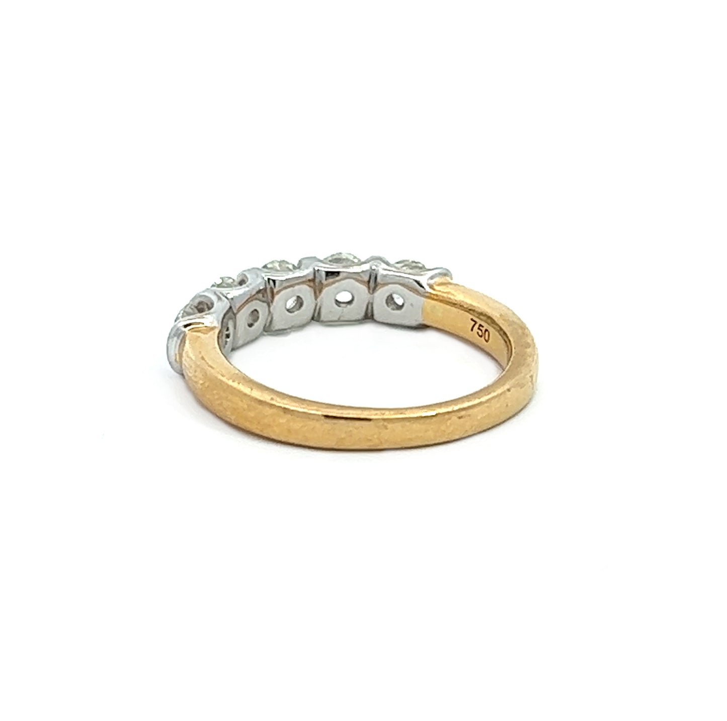 18Ct Yellow Gold Scalloped Edge Diamond Ring