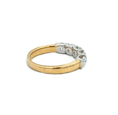 18Ct Yellow Gold Scalloped Edge Diamond Ring