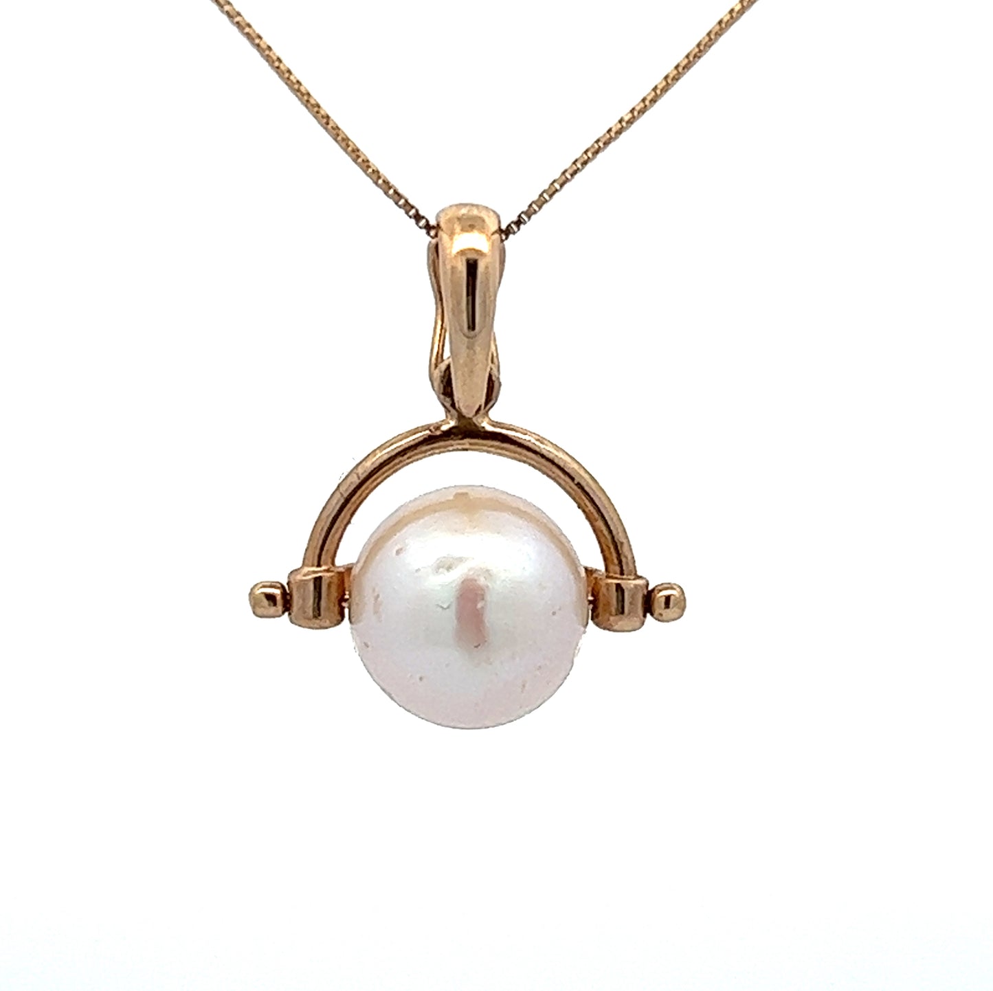 9Ct Yellow Gold Freshwater Cultured Pearl Spinner Pendant