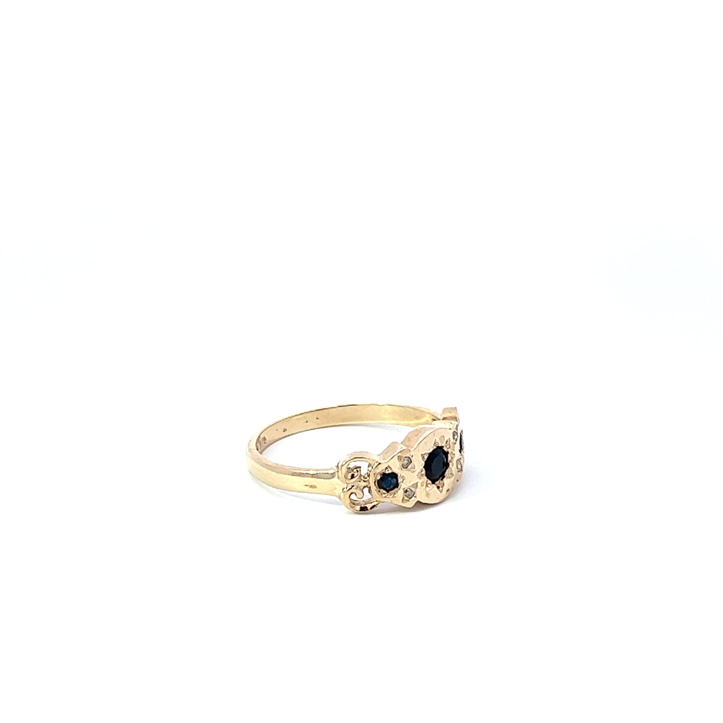 9Ct Yellow Gold Sapphire & Diamond Ring