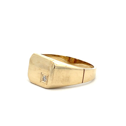 9Ct Yellow Gold .02 Carat TW Diamond Accent Men's Ring