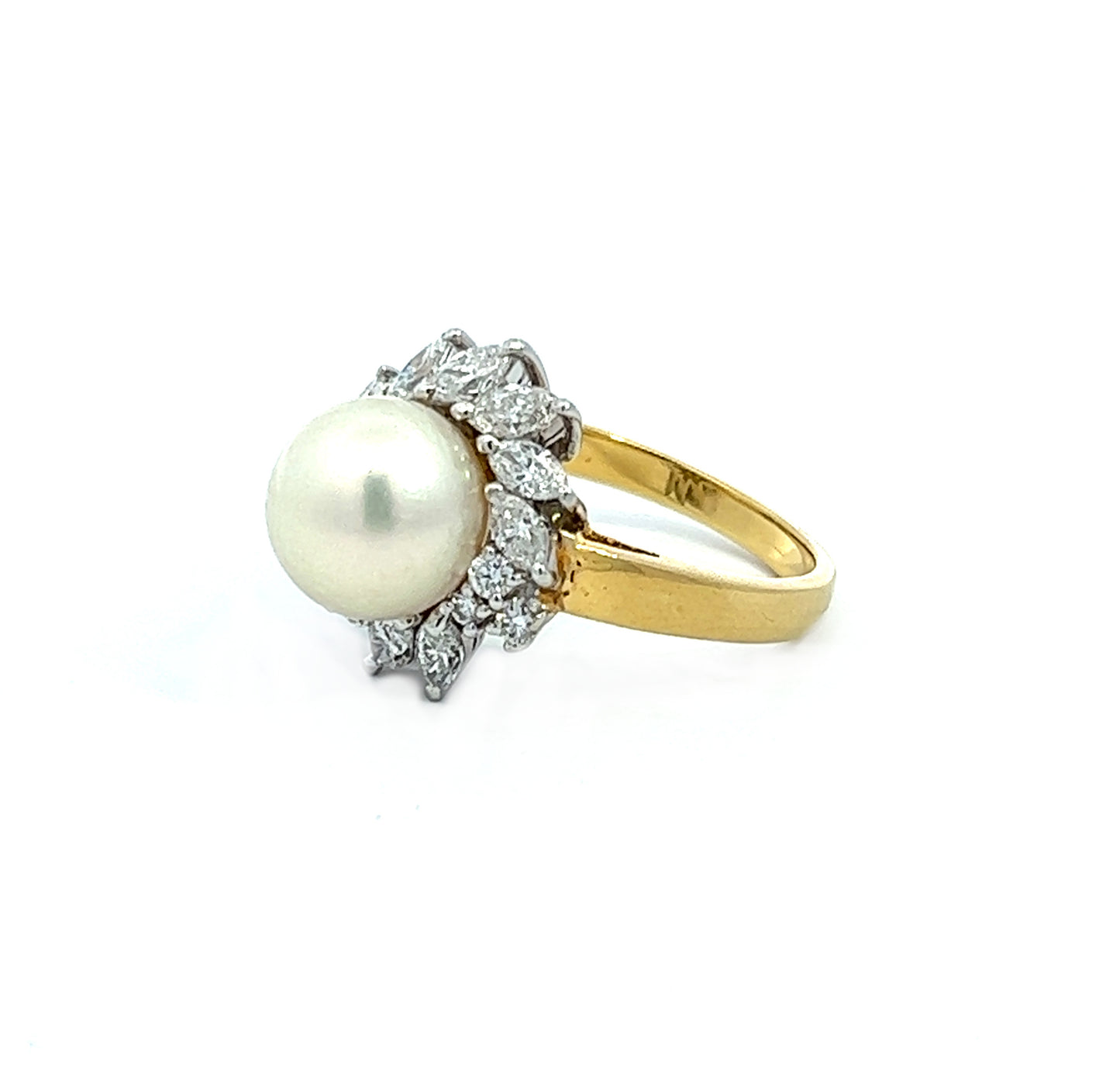 18Ct Yellow Gold Mikimoto Pearl & Diamond Ring