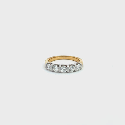 18Ct Yellow Gold Scalloped Edge Diamond Ring