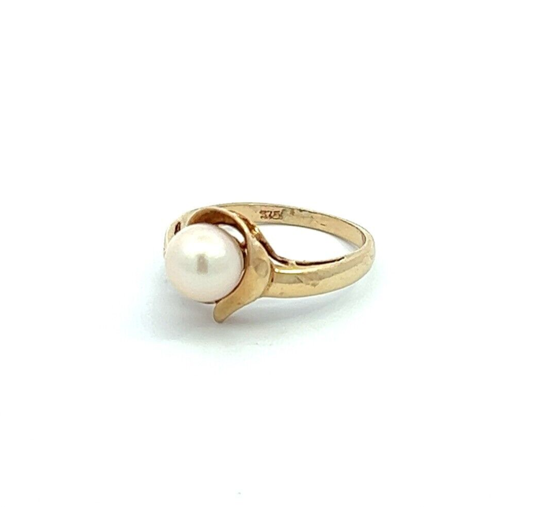 9Ct Yellow Gold Faux Pearl Ring