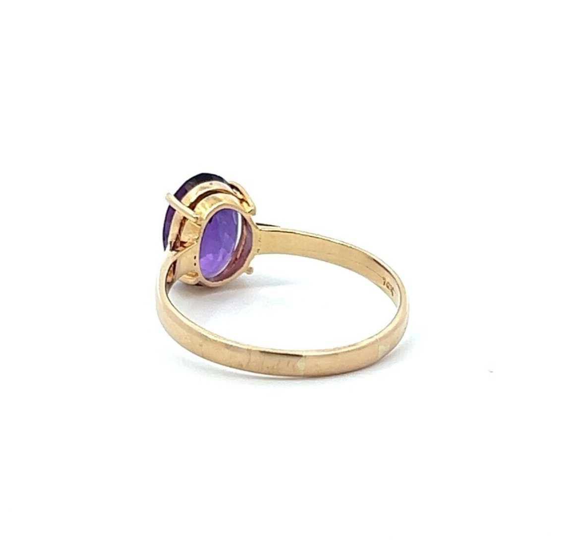 14Ct Yellow Gold Purple Gemstone Ring