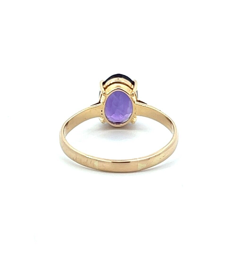 14Ct Yellow Gold Purple Gemstone Ring