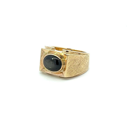 18Ct Yellow Gold Mens Sapphire Signet Ring