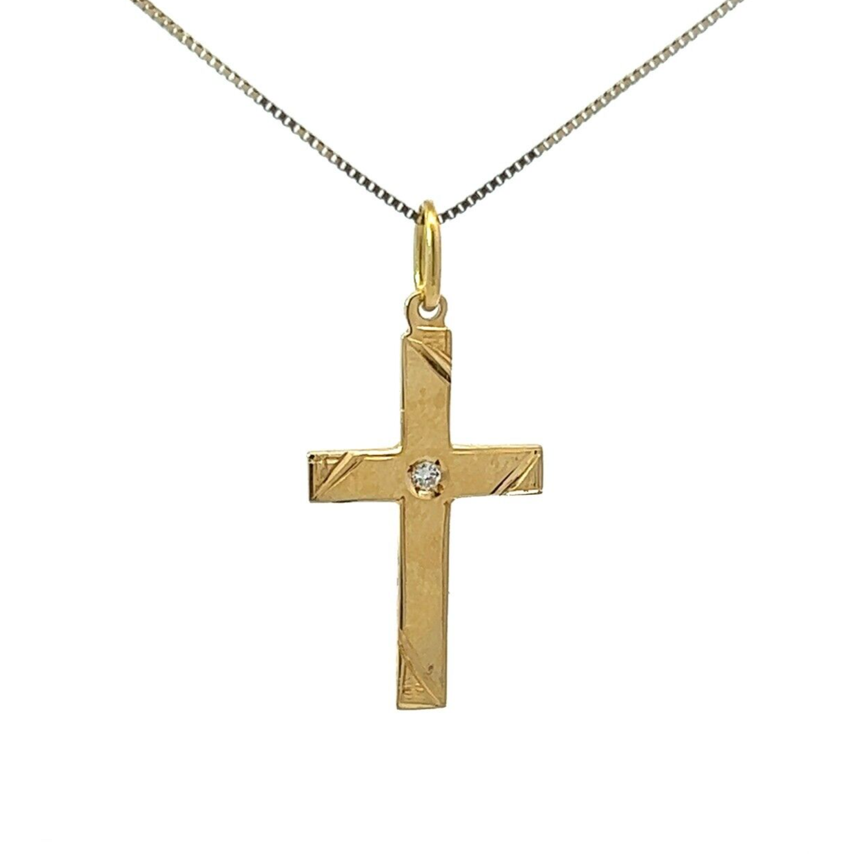 18Ct Yellow Gold Diamond Cross Pendant