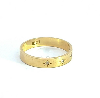 18Ct Yellow Gold Vintage Diamond Band Ring