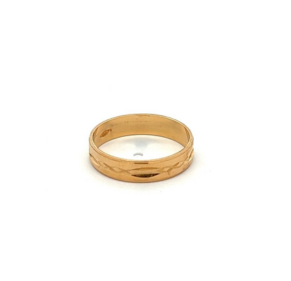 18Ct Yellow Gold Textured Band Ring