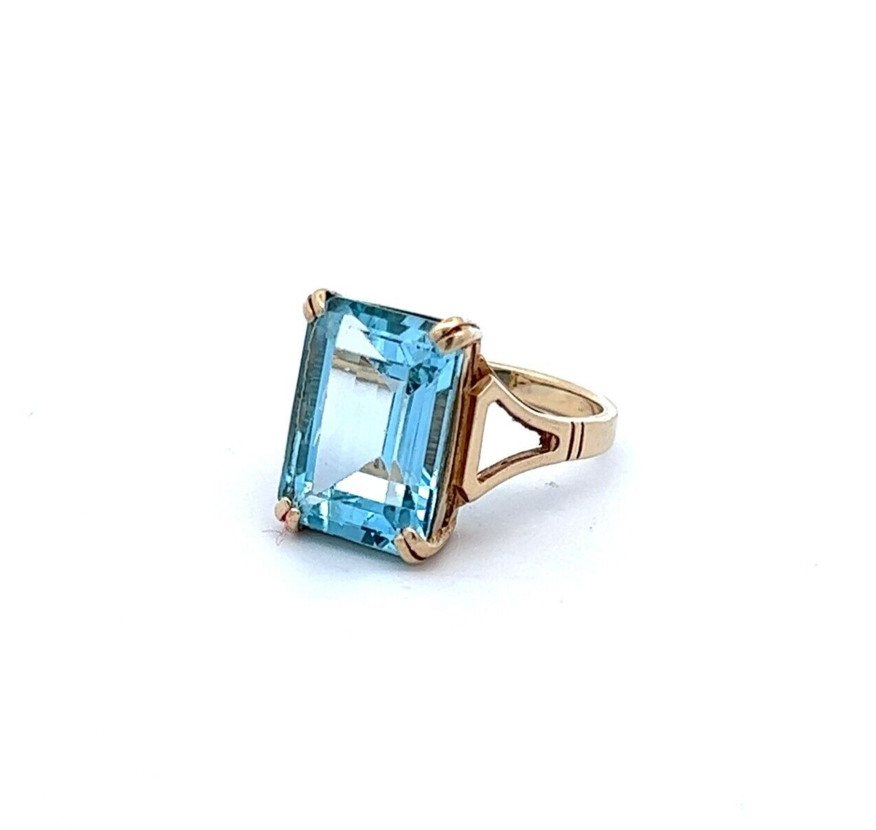 9Ct Yellow Gold Emerald Cut Blue Topaz Ring