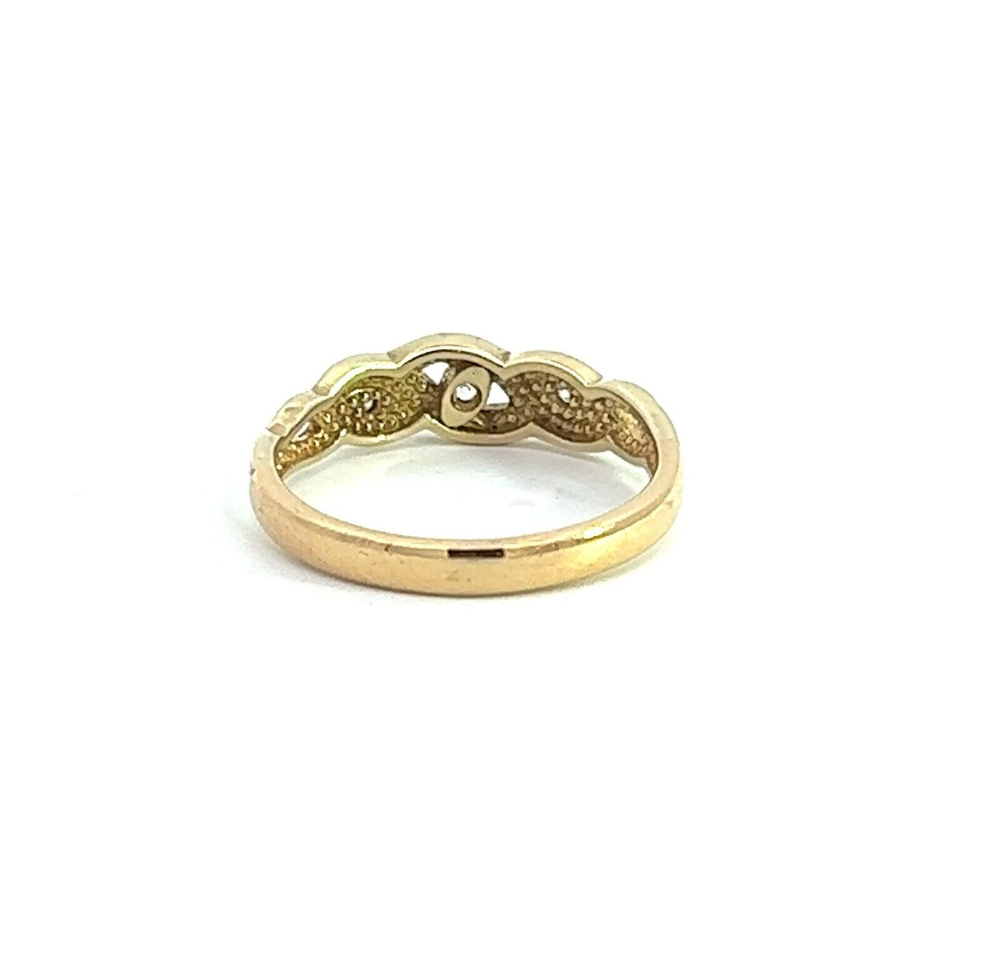 18Ct Yellow Gold Twisted Band Ring