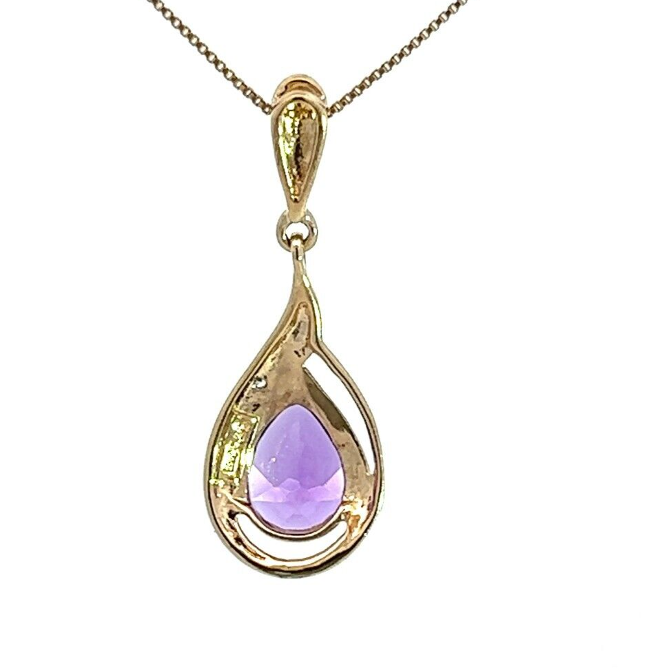 9Ct Yellow Gold Purple Gemstone Pendant