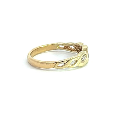 18Ct Yellow Gold Twisted Band Ring