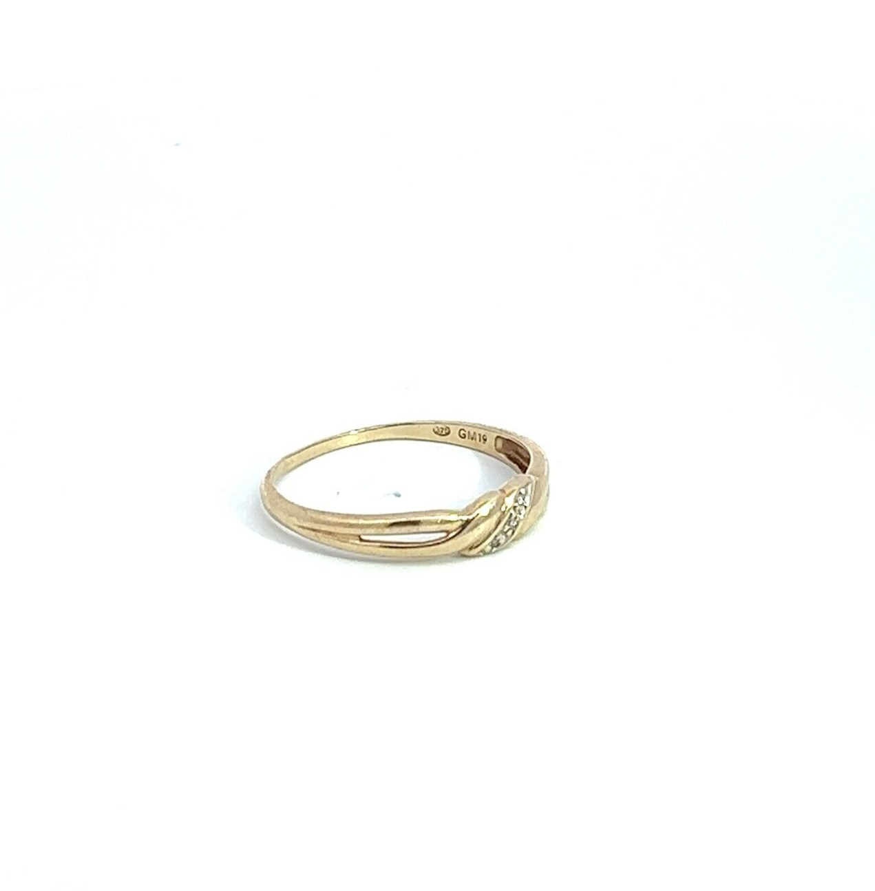 9Ct Yellow Gold Band With Diamond Accents