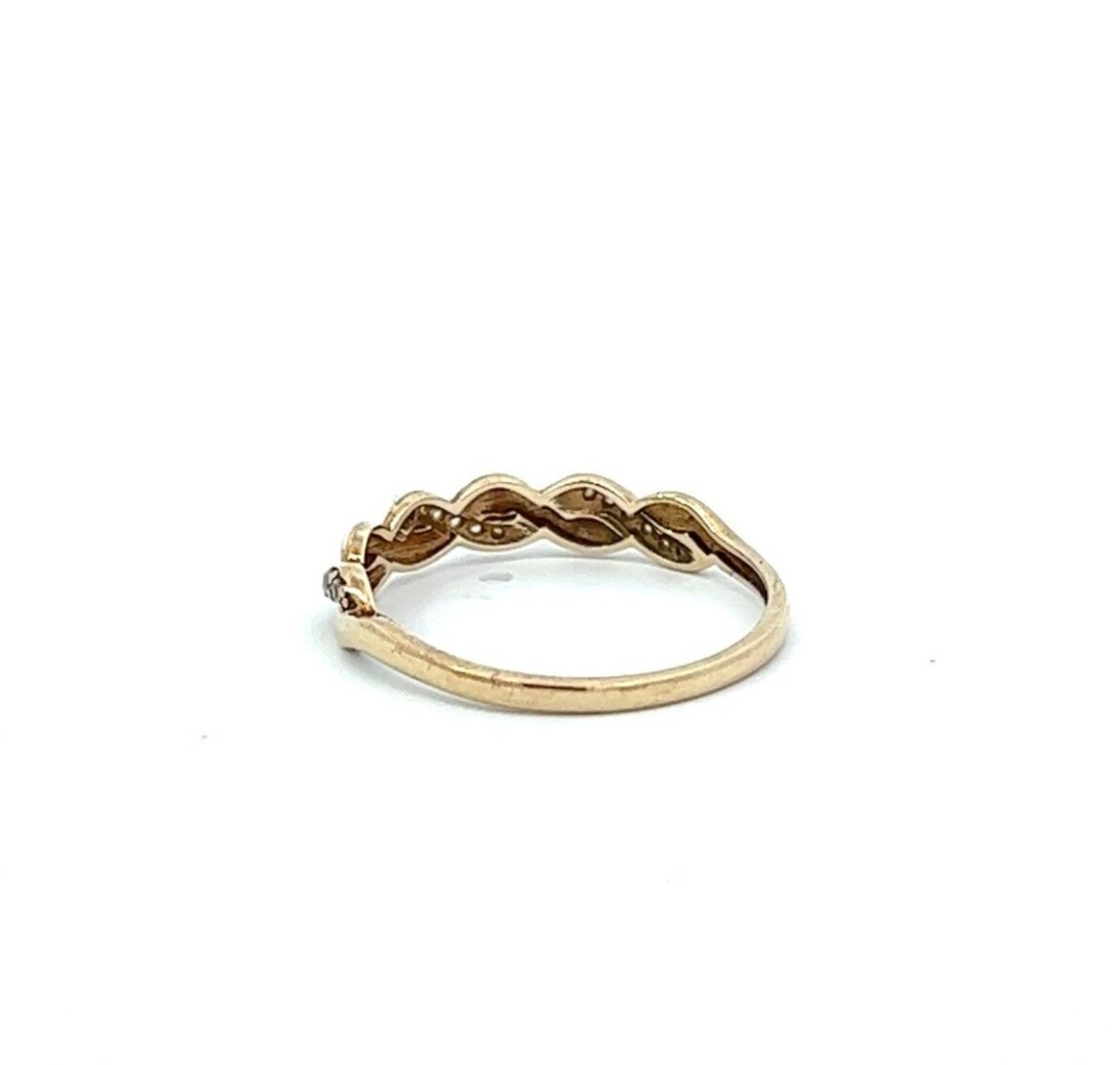 9Ct Yellow Gold CZ Twisted Ring