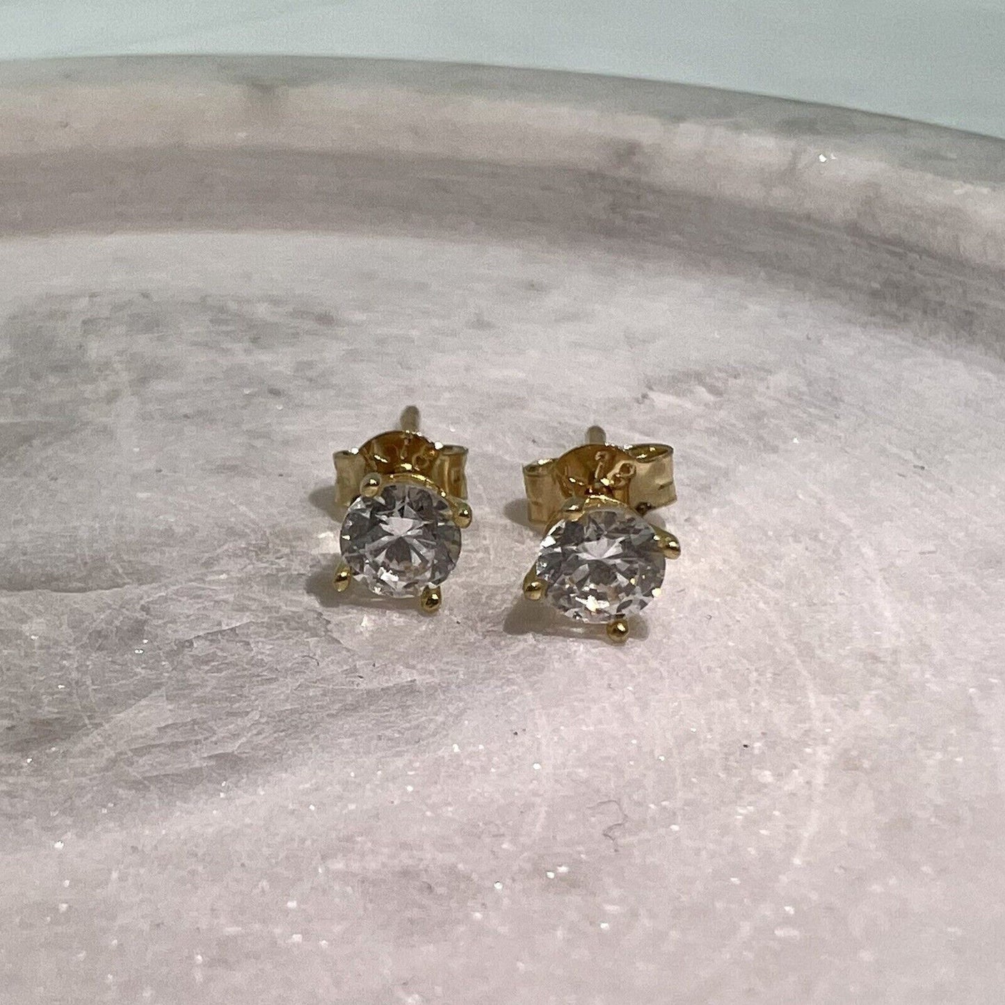 18Ct Yellow Gold Brilliant Cut CZ Stud Earrings