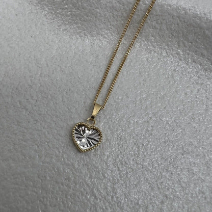 9Ct Yellow Gold Curb 35cm Trace Chain Necklace With 9Ct Two-Toned Heart Pendant