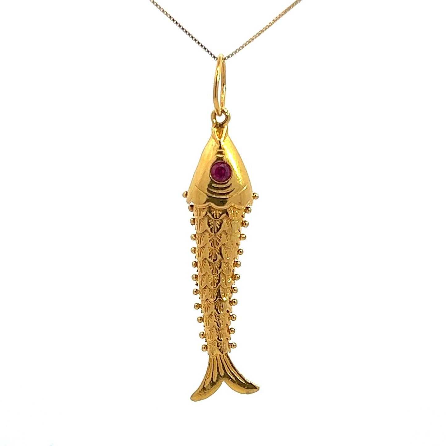 22Ct Yellow Gold Large Movable Fish Pendant