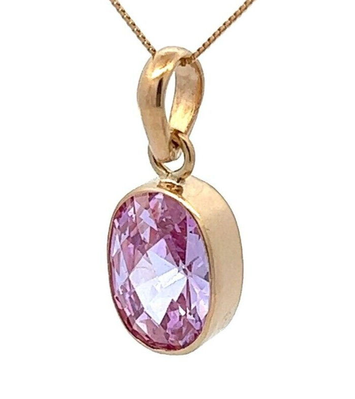 14Ct Yellow Gold Purple Gemstone Pendant