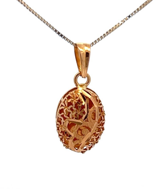 21Ct Yellow Gold Oval Openwork Floral Pendant