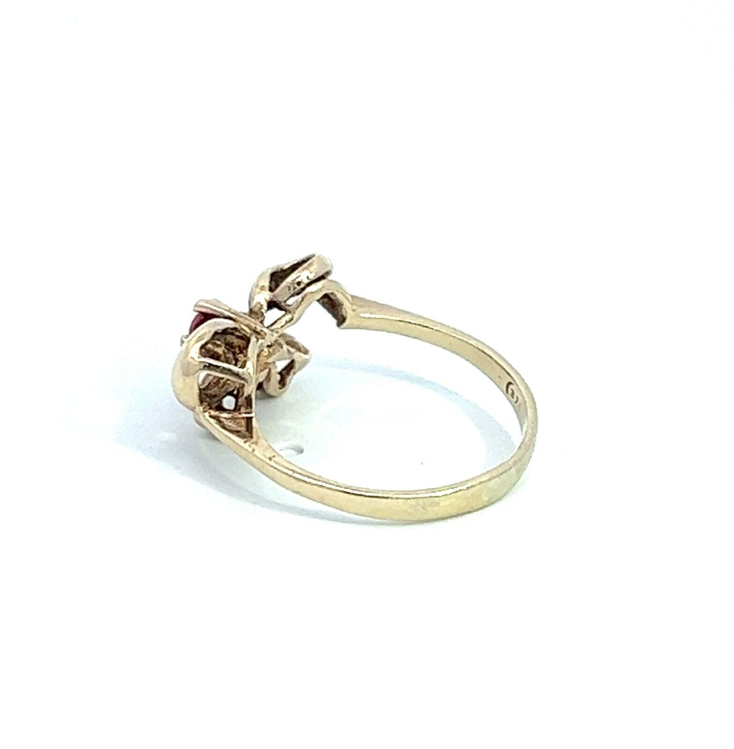 9Ct Yellow Gold Garnet Bow Ring