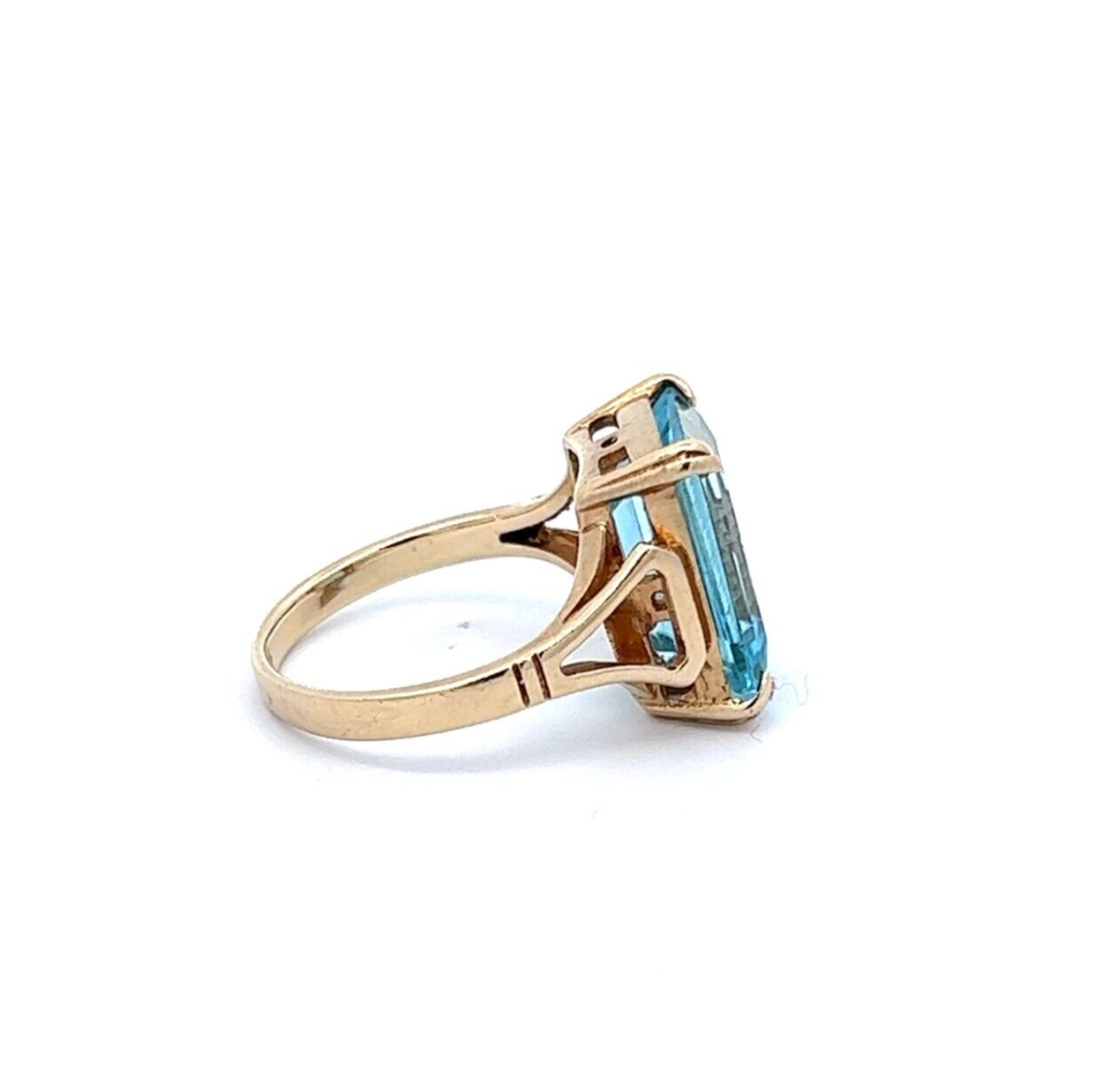 9Ct Yellow Gold Emerald Cut Blue Topaz Ring