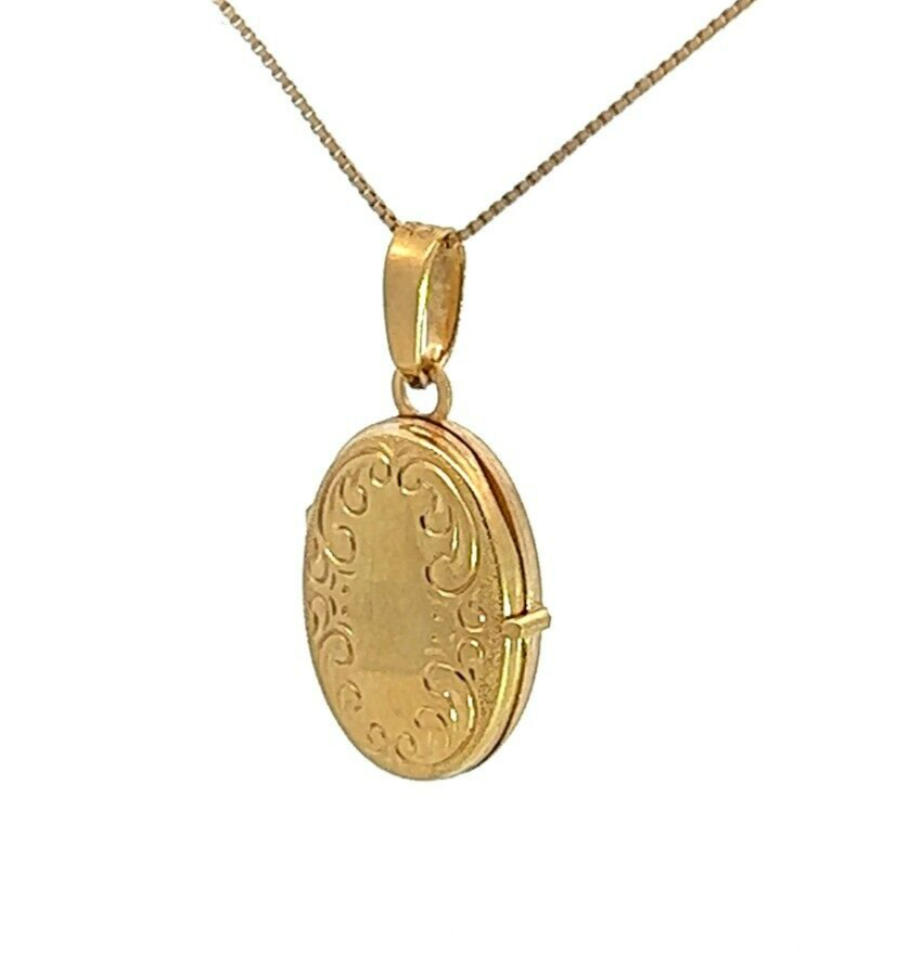 9Ct Yellow Gold Oval Locket Pendant