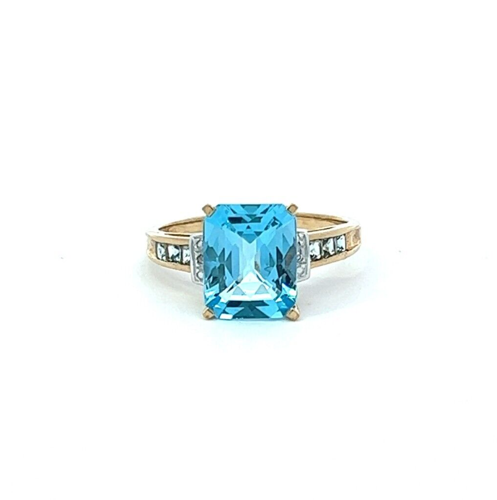 9Ct Yellow Gold Blue Gemstone Ring