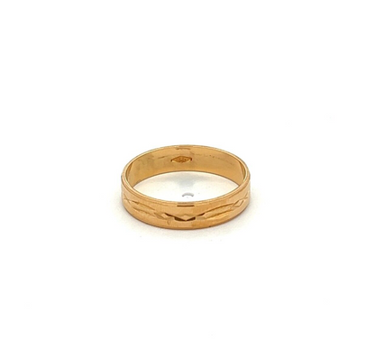 18Ct Yellow Gold Textured Band Ring