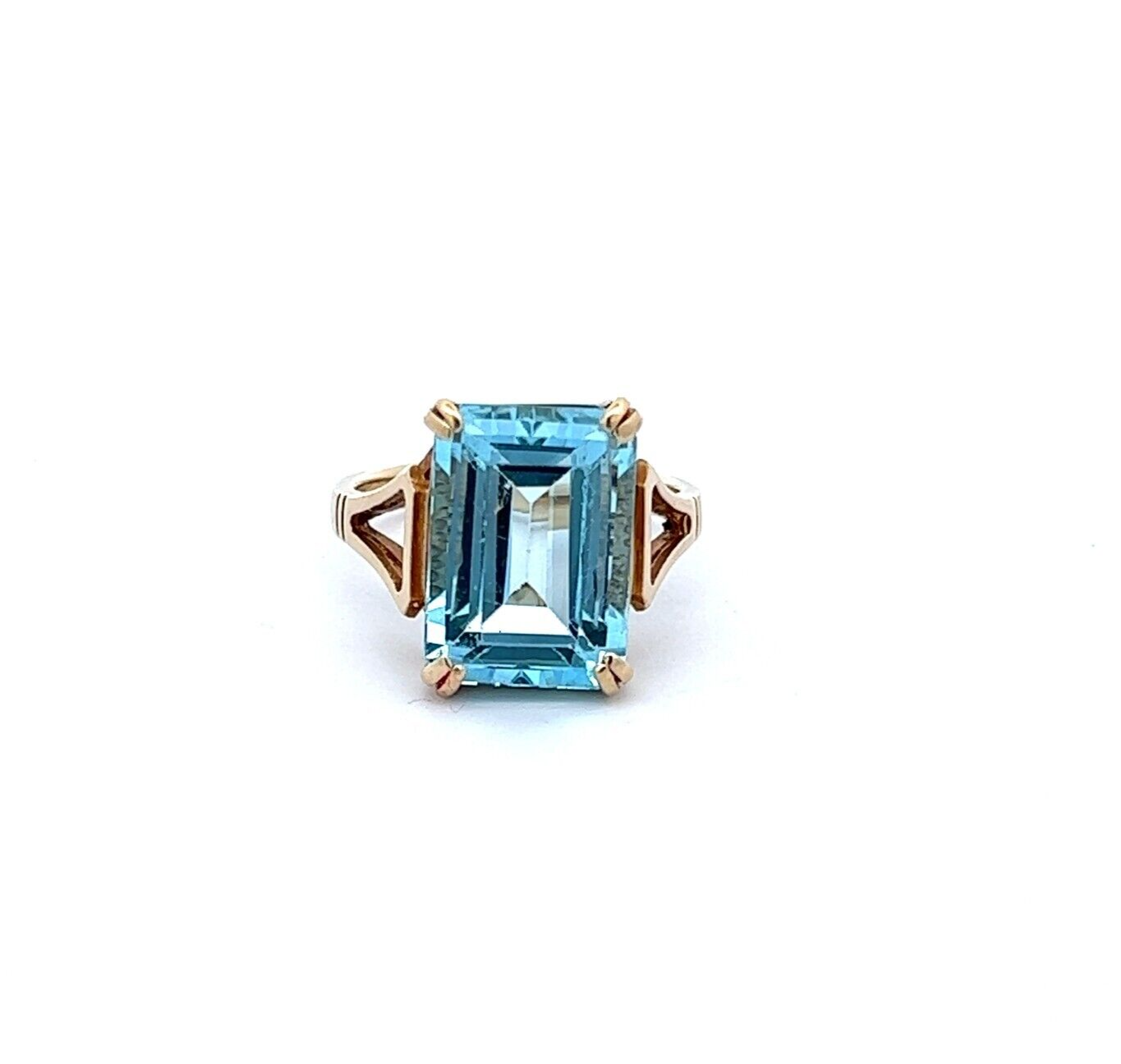 9Ct Yellow Gold Emerald Cut Blue Topaz Ring