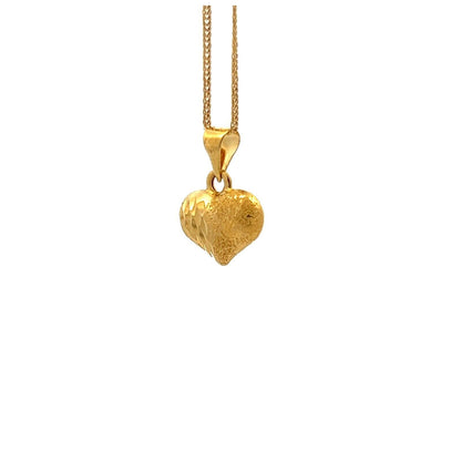 18Ct Yellow Gold Heart Pendant and 18Ct 46cm Trace Chain Necklace Set