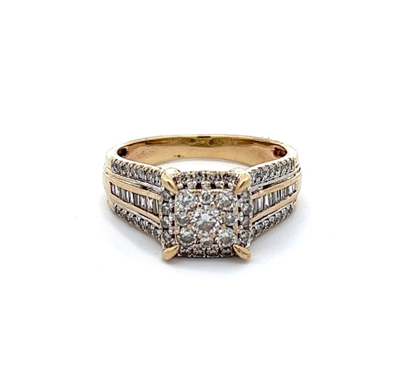 9Ct Yellow Gold Diamond Ring - 0.93 Carat TDW