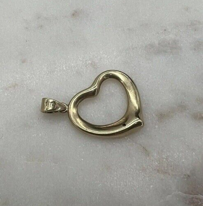 9Ct Yellow Gold .06 TW Diamond Heart Charm Pendant